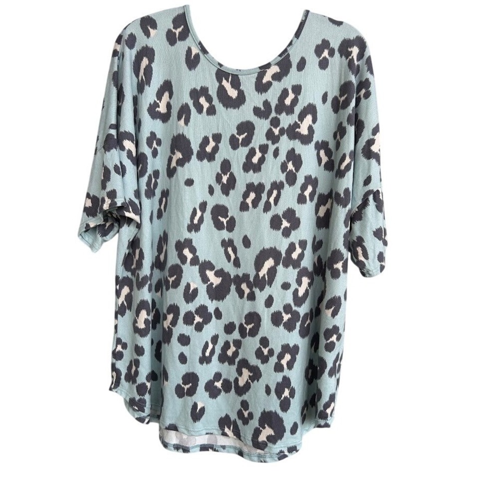 Light Blue Leopard Print‎ Crisscross Back Oversized Tunic Top Short Sleeve Knit